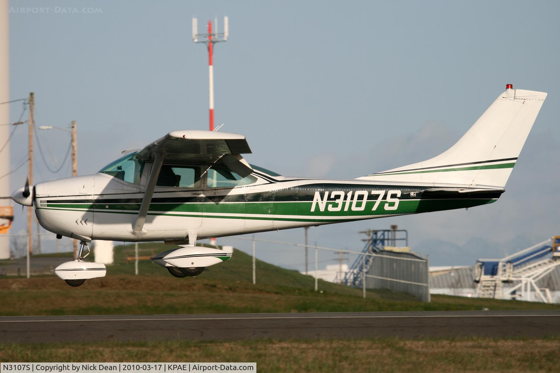 N3107S, 1964 Cessna 182G Skylane C/N 18255607, KPAE