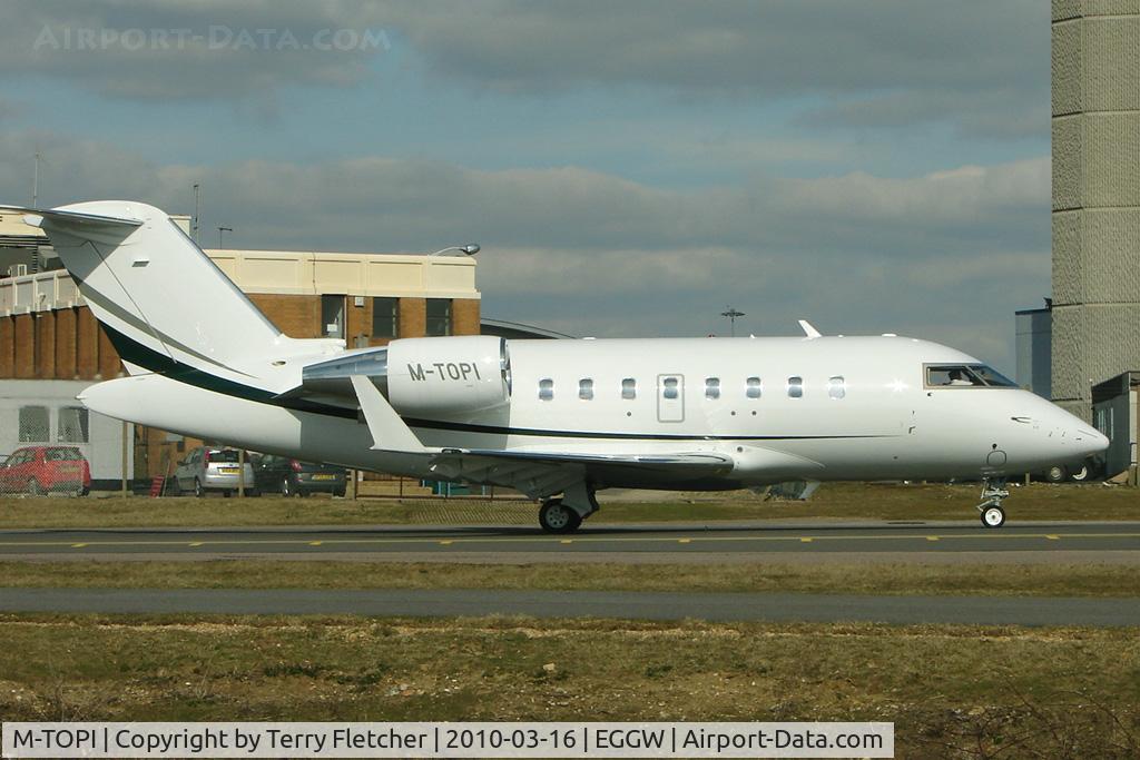 M-TOPI, 2008 Bombardier Challenger 605 (CL-600-2B16) C/N 5780, Challenger 605 at Luton