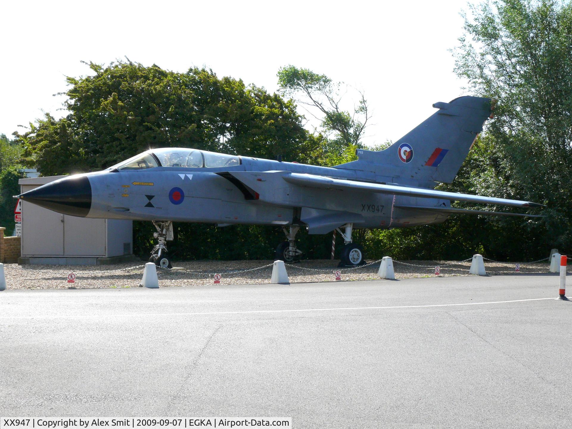 XX947, 1975 Panavia Tornado GR.1 C/N P.03, Panavia Pa200 Tornado Gr1 XX947 Royal Air Force / Transair