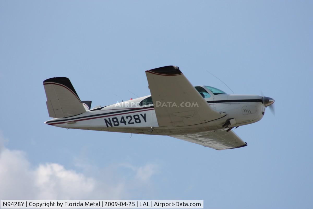 N9428Y, 1960 Beech N35 Bonanza C/N D-6606, Beech N35