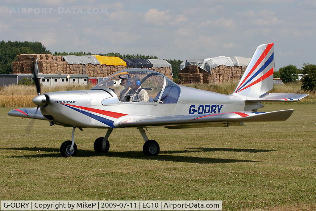 G-ODRY, 2005 Cosmik EV-97 TeamEurostar UK C/N 2316, Taxiing out for departure off Runway 11 at Breighton.