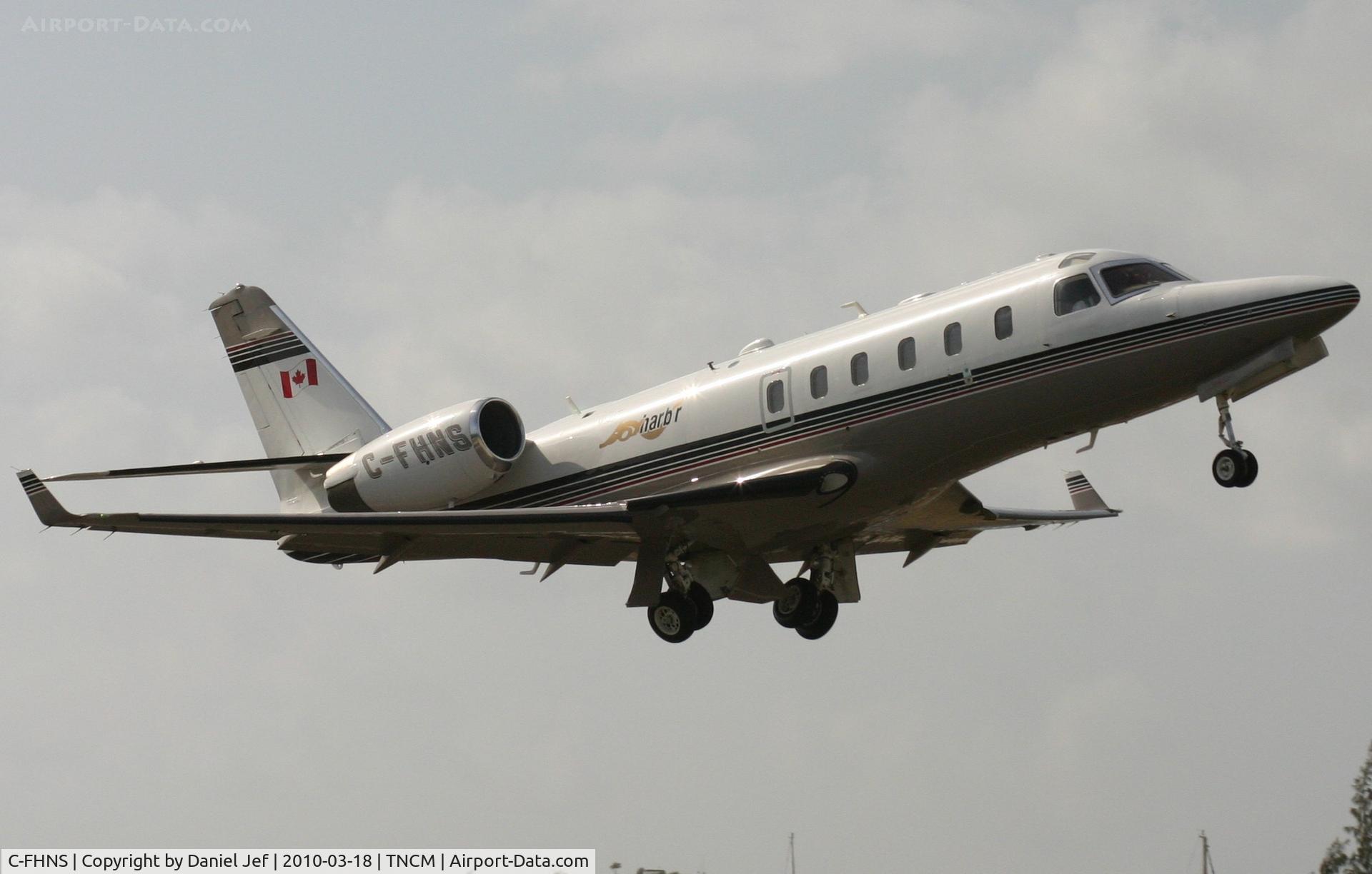 C-FHNS, 2005 Israel Aircraft Industries Gulfstream 100 C/N 156, C-FHNS departing TNCM
