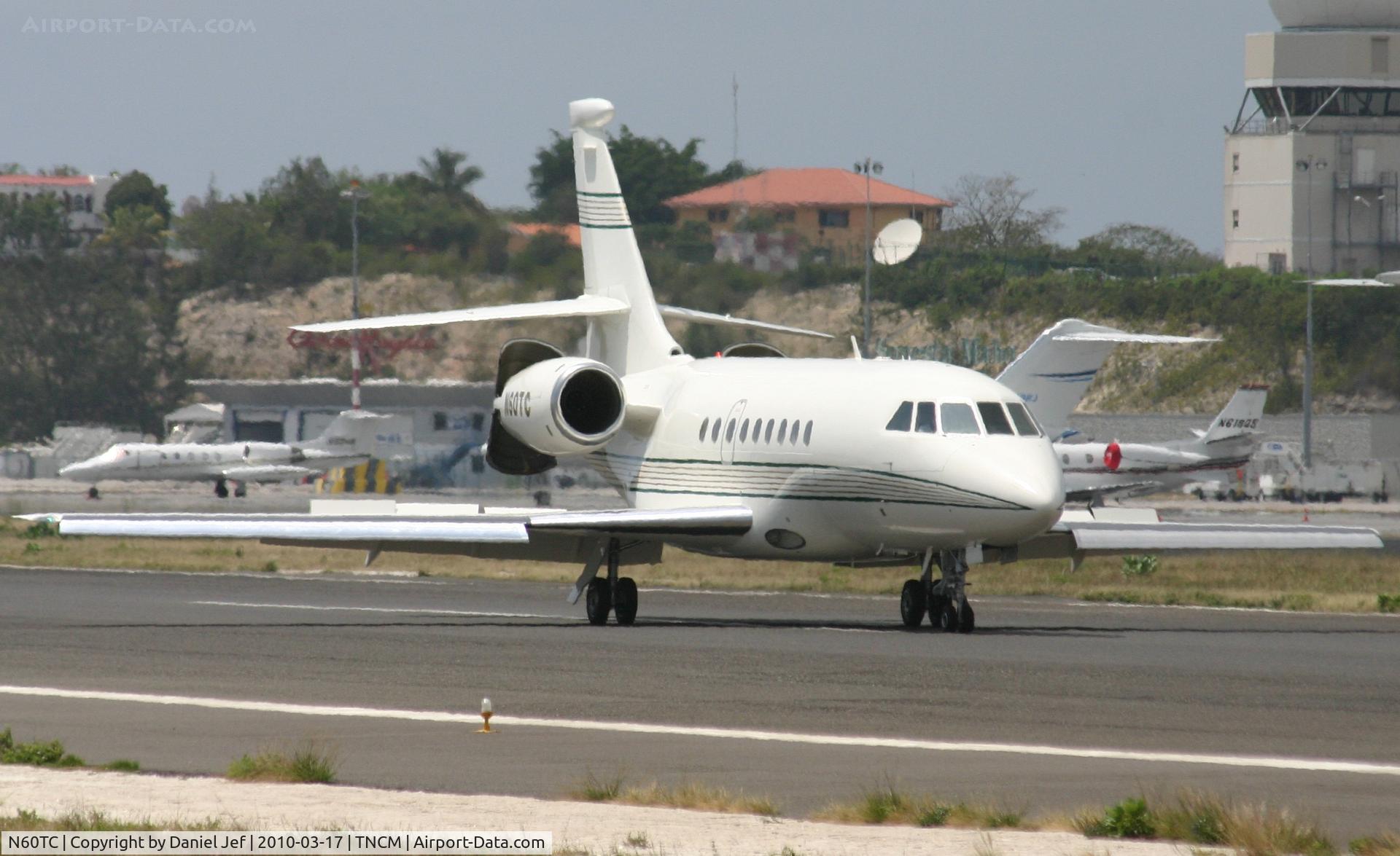 N60TC, 1999 Dassault Falcon 2000 C/N 80, N60TC just landed and making use of ther stopping power