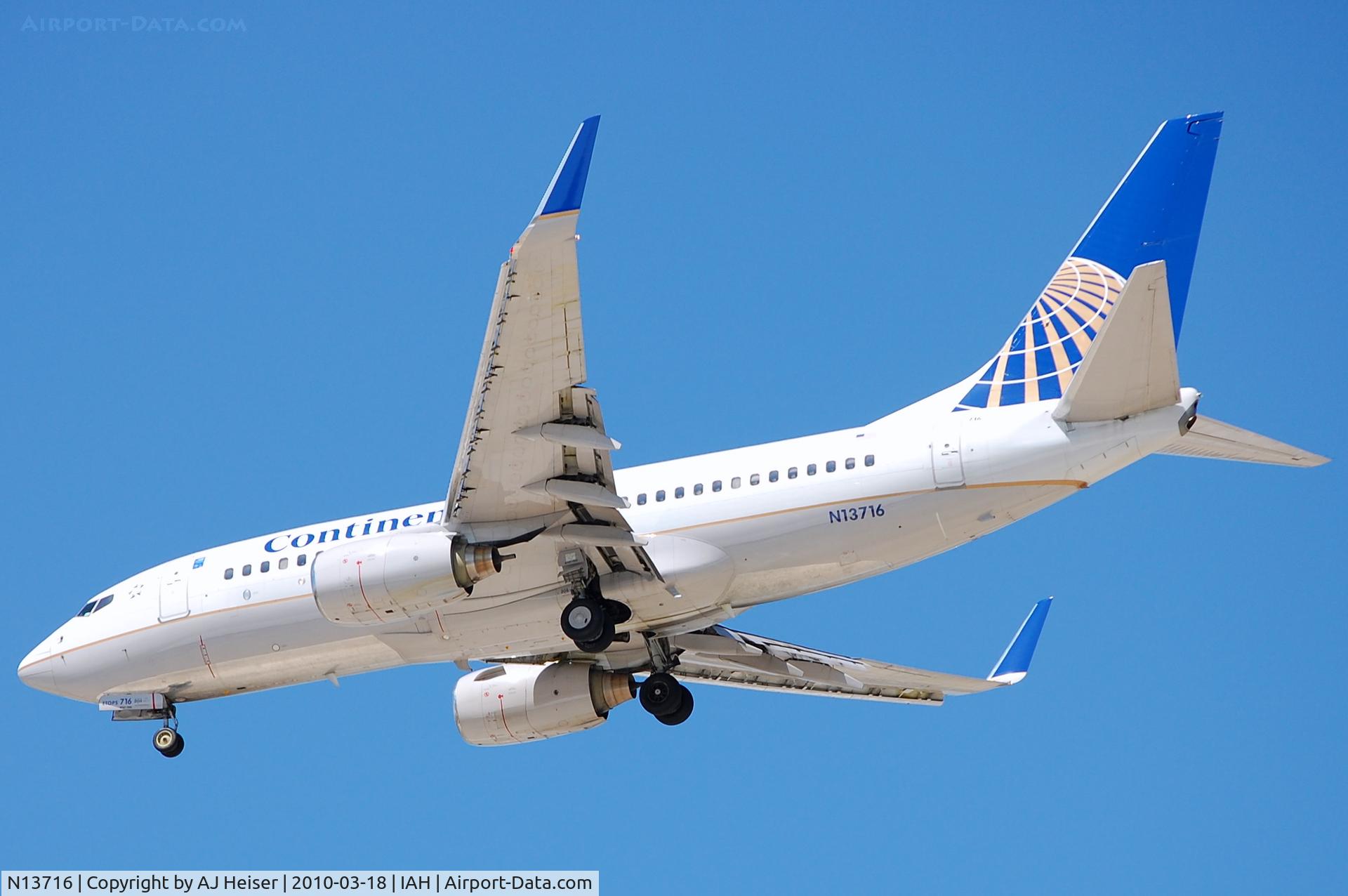N13716, 1998 Boeing 737-724 C/N 28787, COA727 from BWI