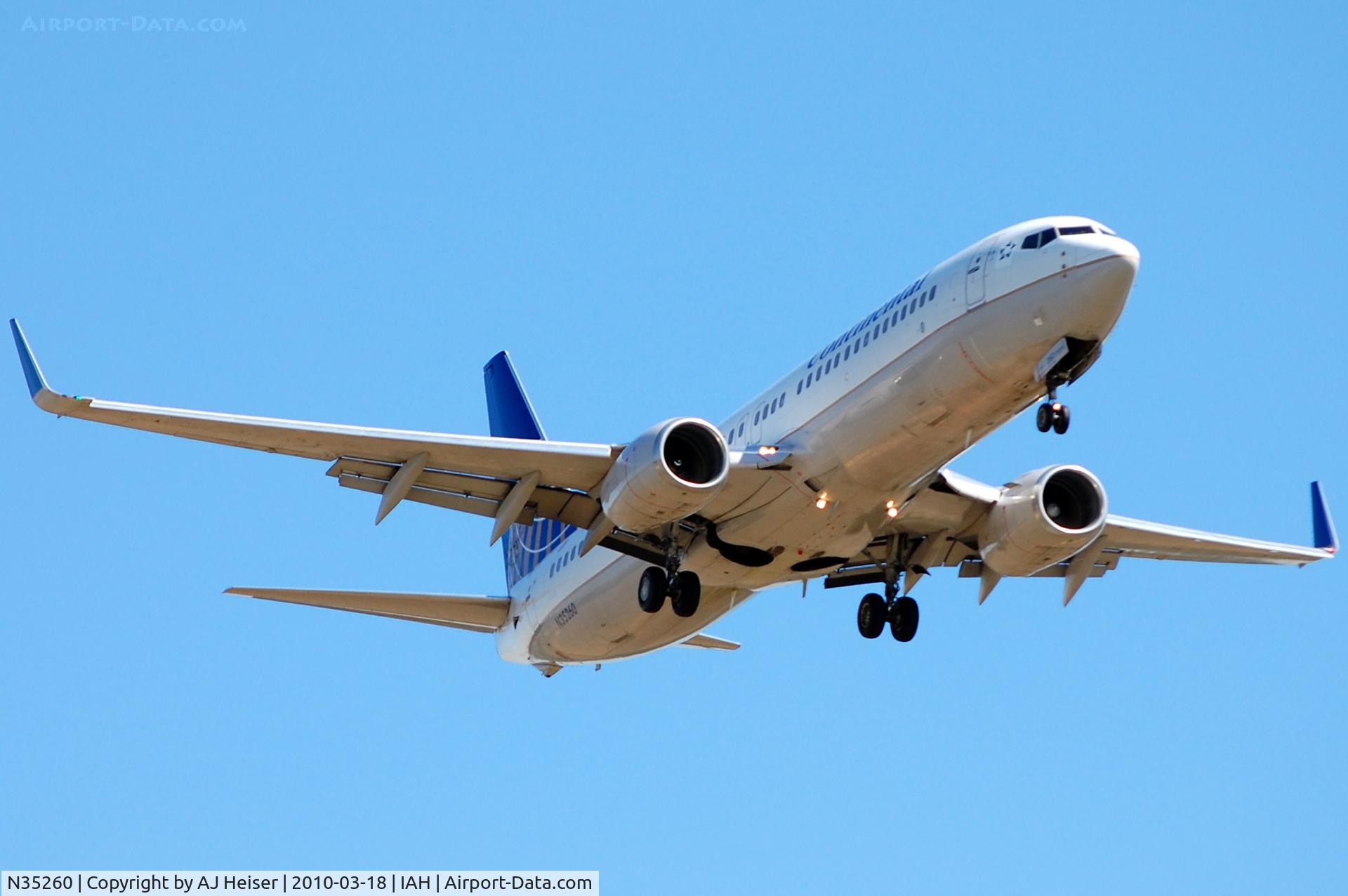 N35260, 2001 Boeing 737-824 C/N 30855, COA433 from LGA