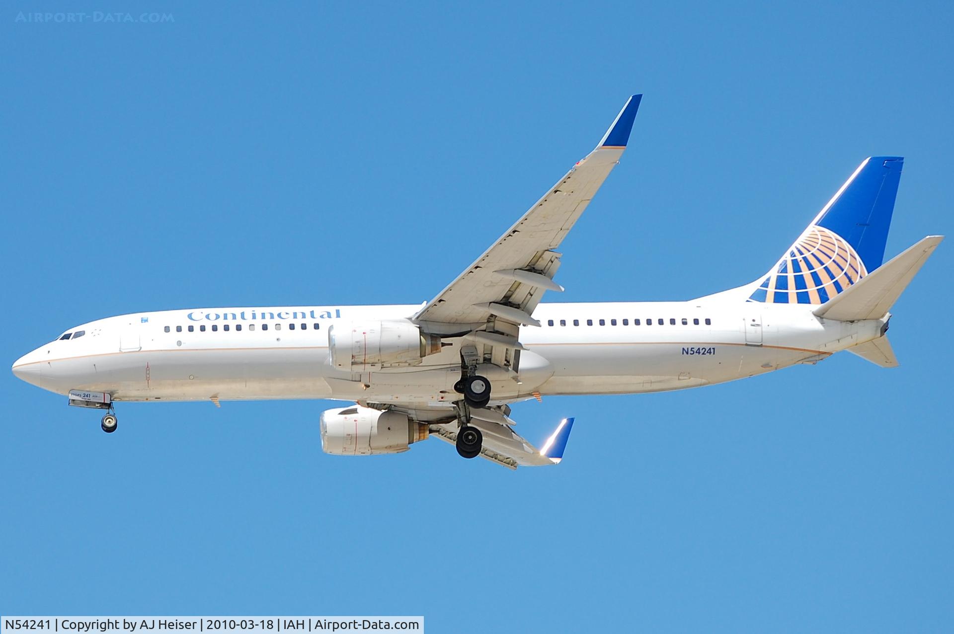 N54241, 1999 Boeing 737-824 C/N 28953, COA657 from PHL