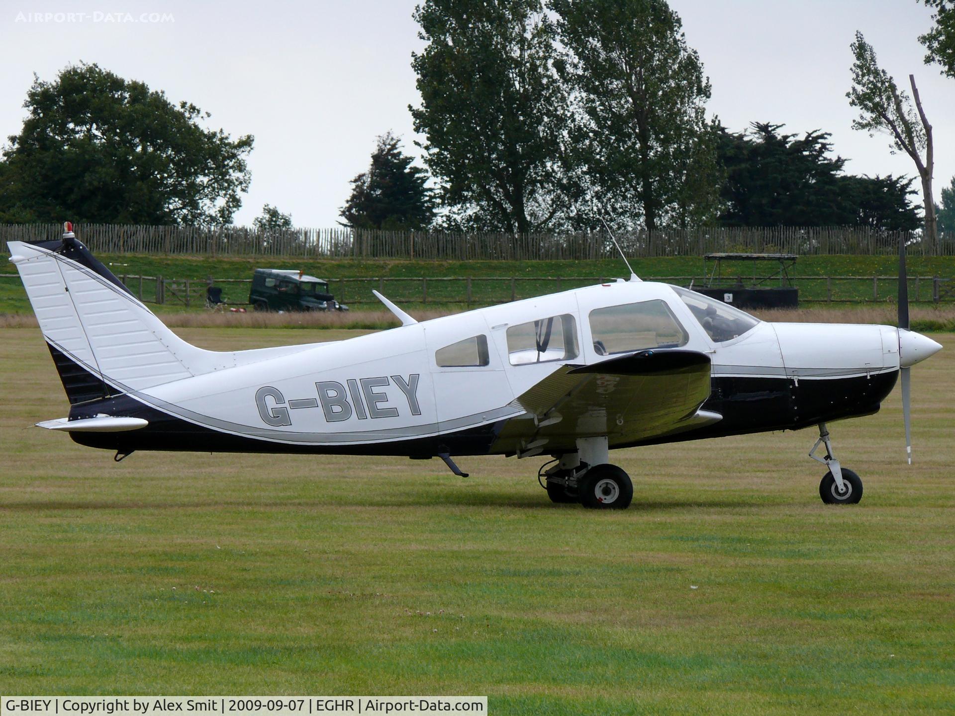 G-BIEY, 1976 Piper PA-28-151 Cherokee Warrior C/N 28-7715213, Piper Pa28-151 Cherokee Arrow G-BIEY 2020 Aviation