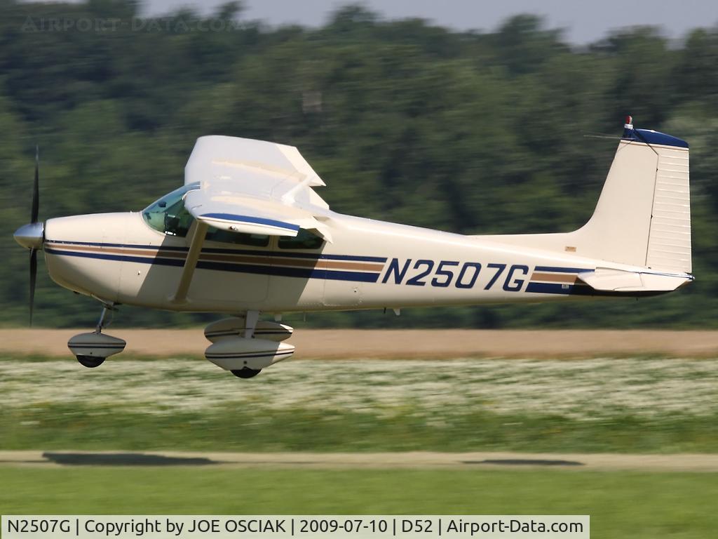N2507G, 1959 Cessna 182B Skylane C/N 51807, Arriving at Geneseo