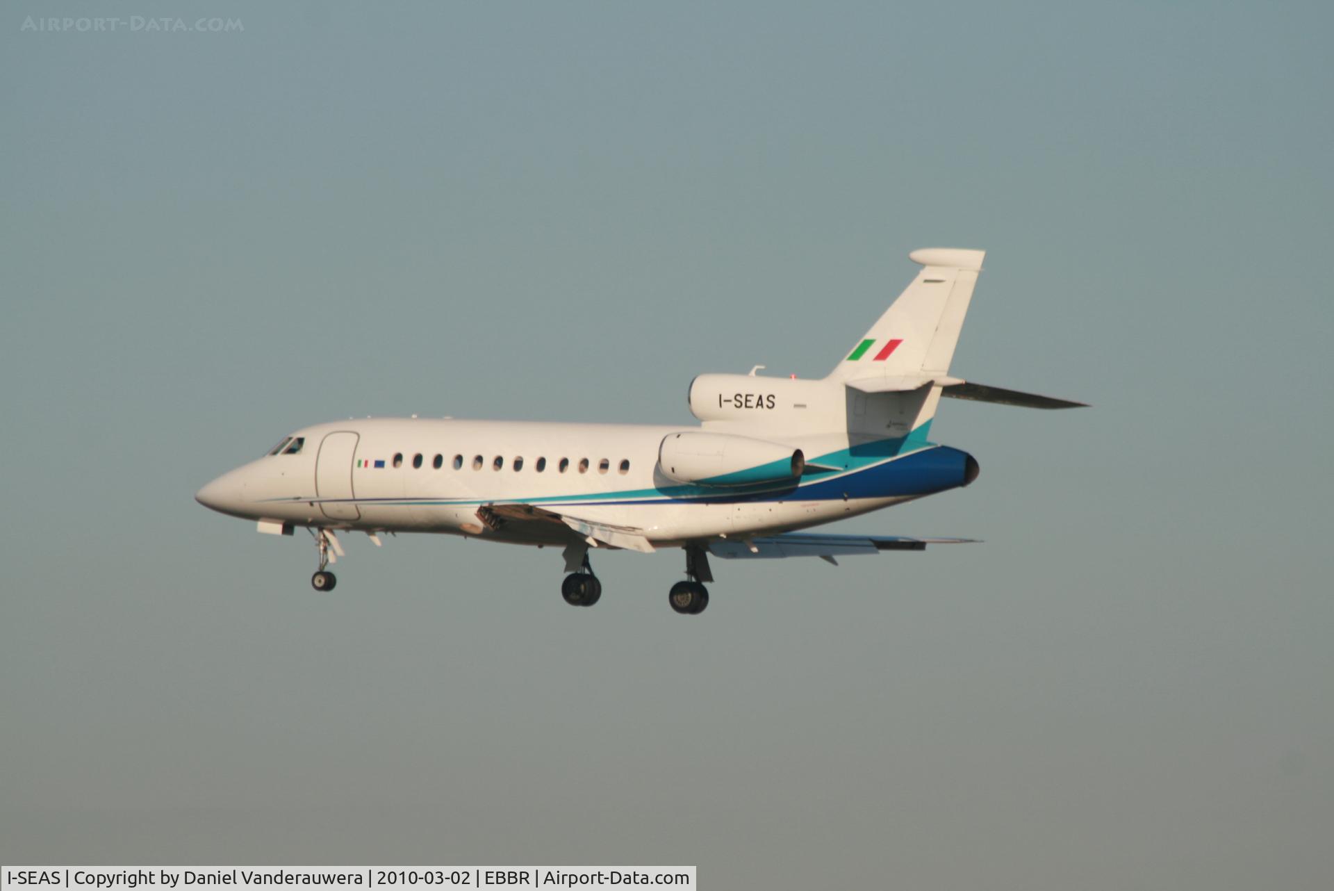 I-SEAS, 2007 Dassault Falcon 900EX C/N 192, Descending to RWY 25L