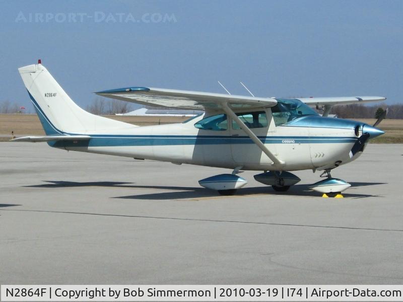 N2864F, 1966 Cessna 182J Skylane C/N 18256964, On the ramp at Urbana, Ohio