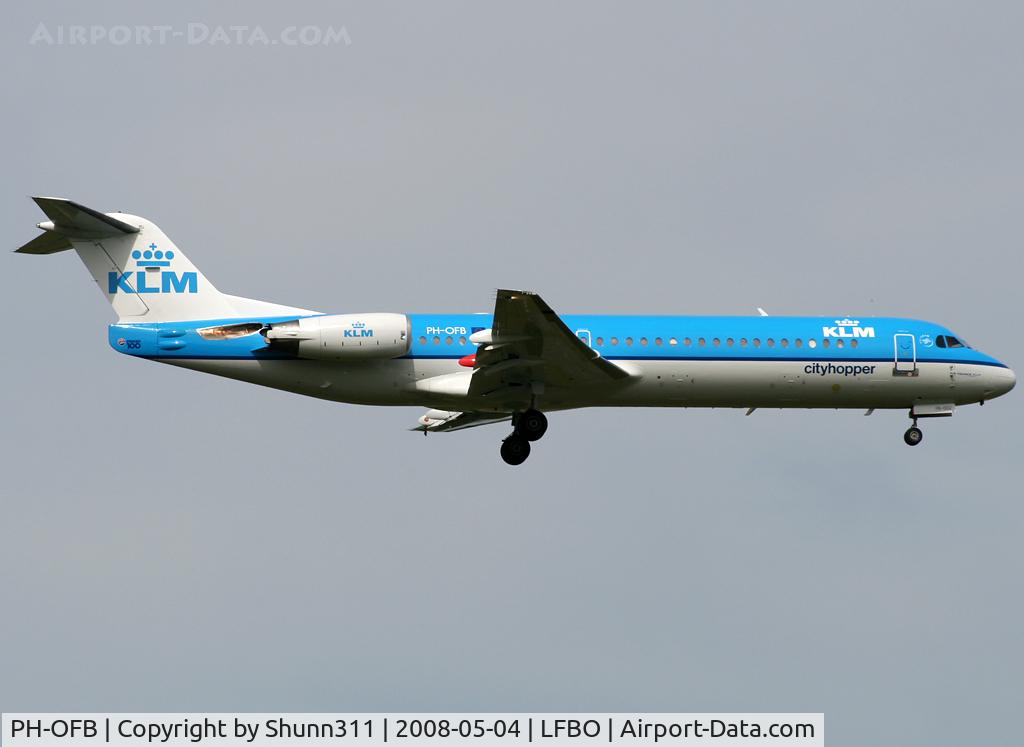 PH-OFB, 1989 Fokker 100 (F-28-0100) C/N 11247, Landing rwy 14R