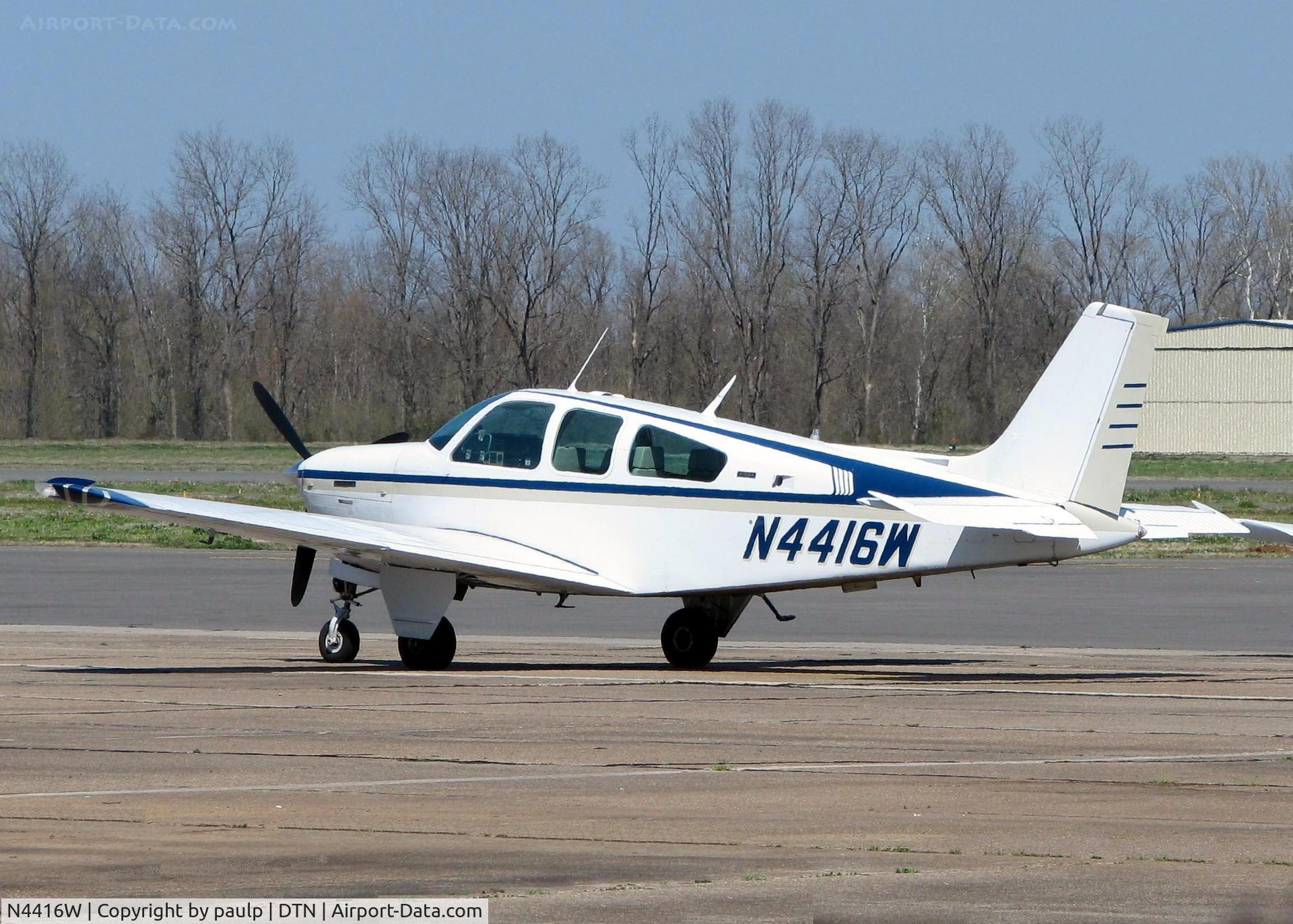 N4416W, Beech F33A Bonanza C/N CE-496, At Shreveport's Downtown Airport.