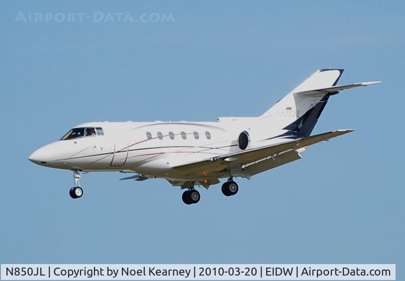 N850JL, 2001 Raytheon Hawker 800XP C/N 258548, Landing Rwy 28