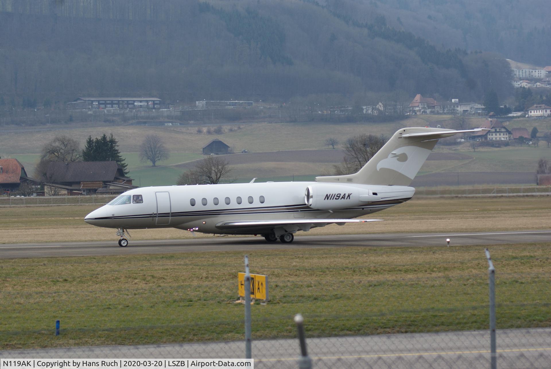 N119AK, 2008 Hawker Beechcraft 4000 C/N RC-9, Landung