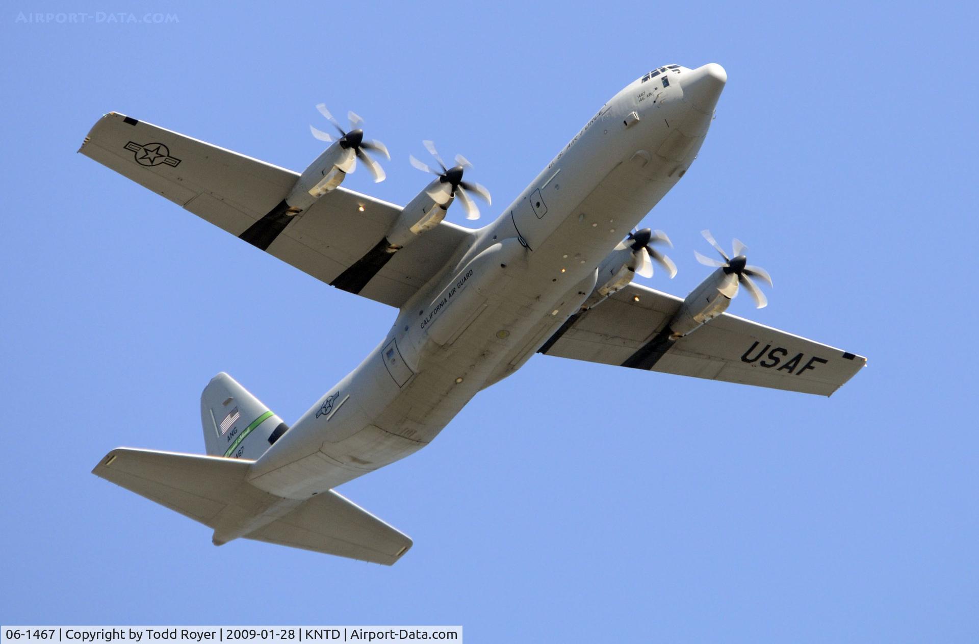 06-1467, 2006 Lockheed Martin C-130J-30 Super Hercules C/N 382-5585, From the backyard