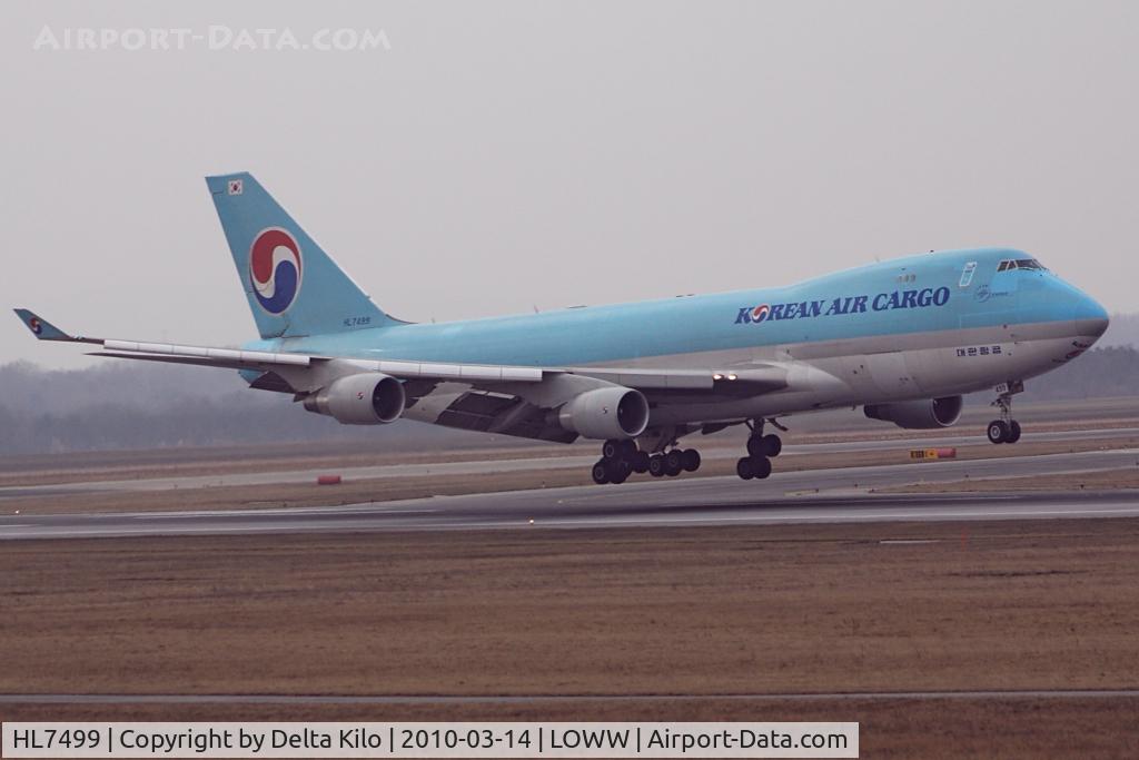 HL7499, 2004 Boeing 747-4B5F/SCD C/N 33517, Korean Air Cargo