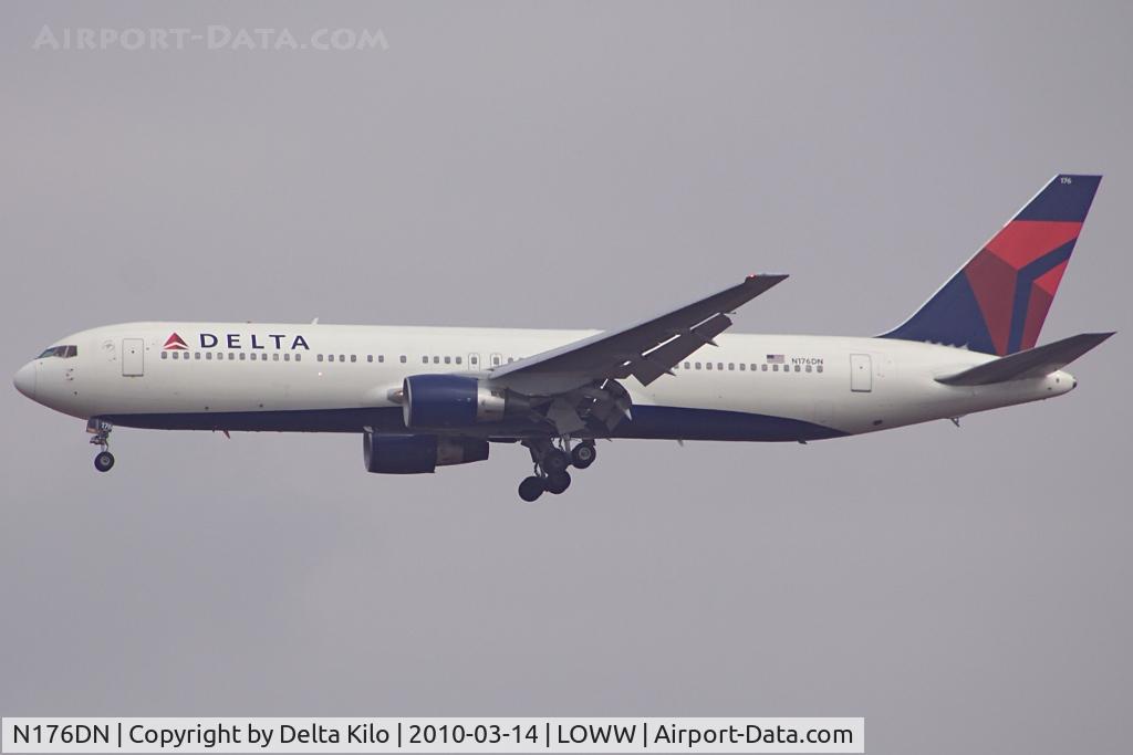 N176DN, 1990 Boeing 767-332 C/N 25061, Delta Boeing 767