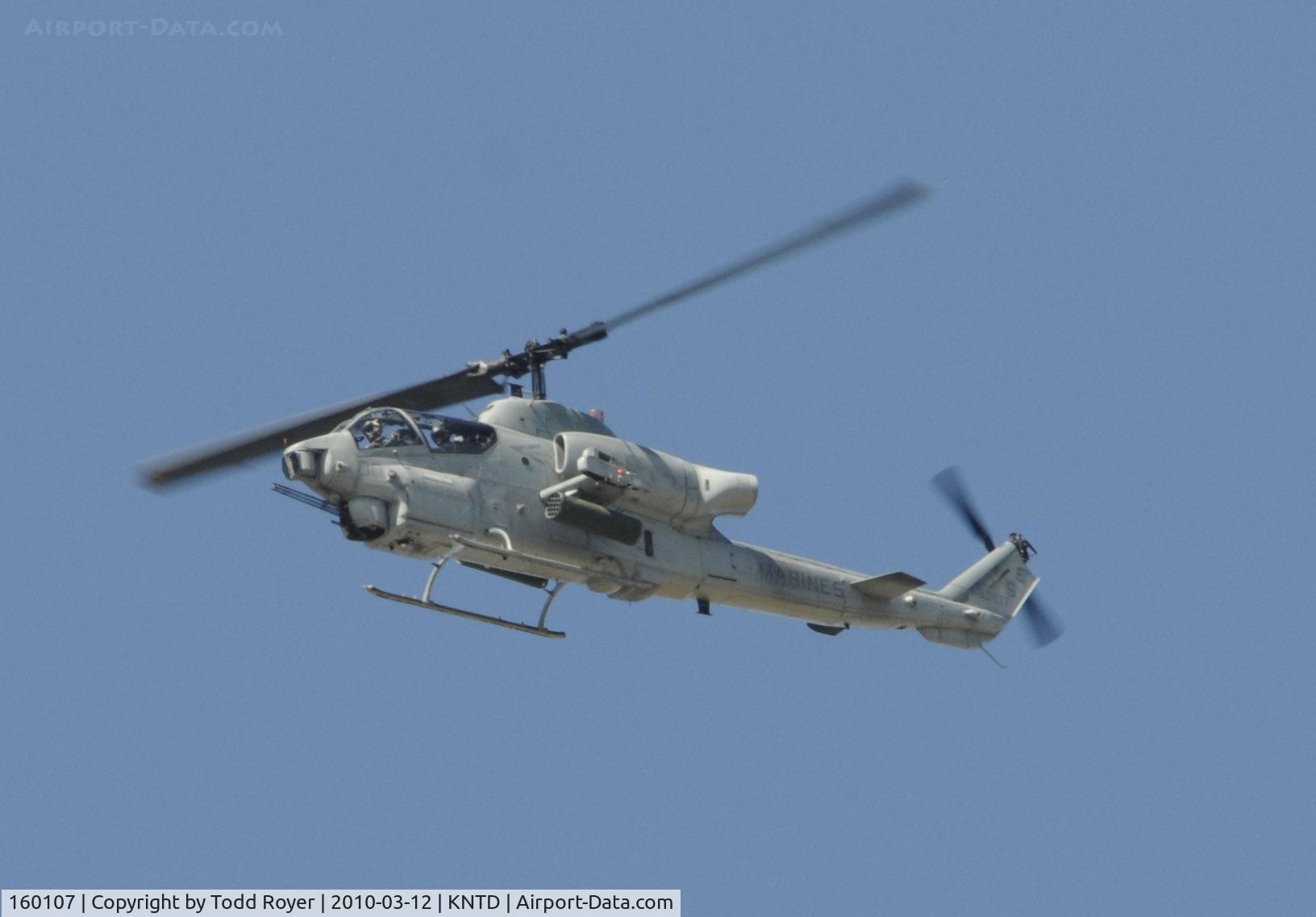 160107, Bell AH-1W Super Cobra C/N 29135, From the backyard