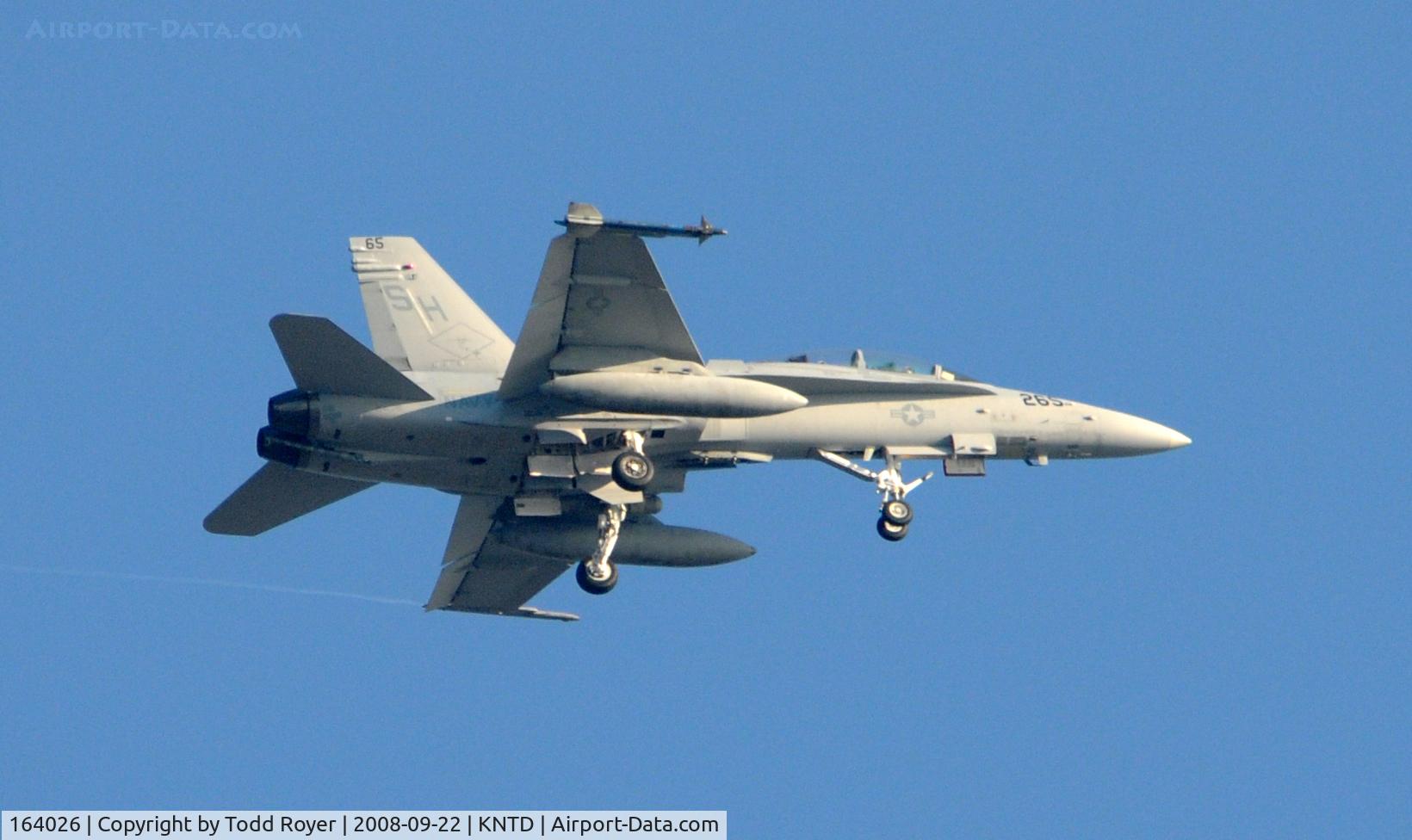 164026, 1990 McDonnell Douglas F/A-18D Hornet C/N 0911/D046, From the backyard