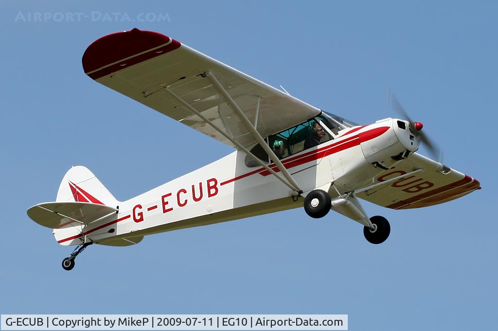 G-ECUB, 1958 Piper PA-18 Super Cub C/N 18-6279, Airborne at Breighton.