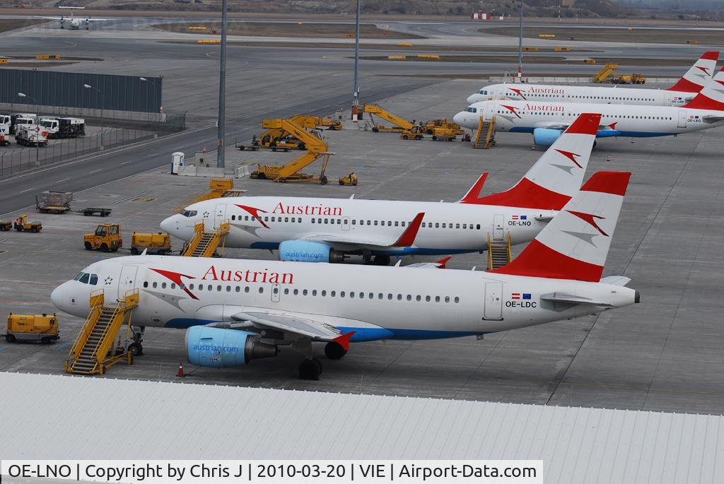 OE-LNO, 2001 Boeing 737-7Z9 C/N 30419, Austrian Airlines Boeing 737-7Z9
