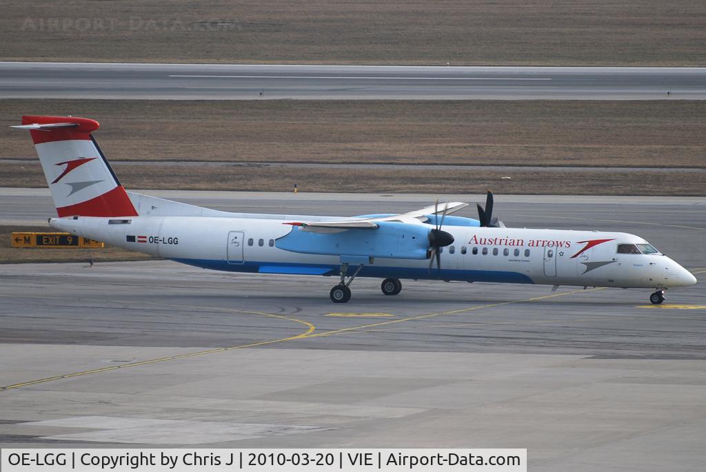 OE-LGG, 2002 De Havilland Canada DHC-8-402Q Dash 8 C/N 4074, Austrian arrows DHC8-Q402