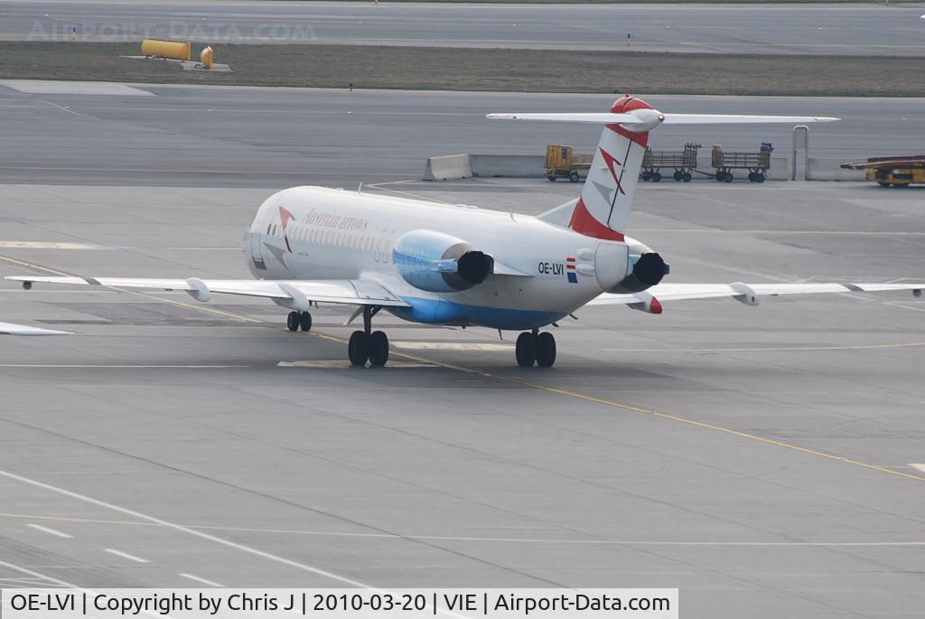 OE-LVI, 1993 Fokker 100 (F-28-0100) C/N 11468, Austrian arrows Fokker 100