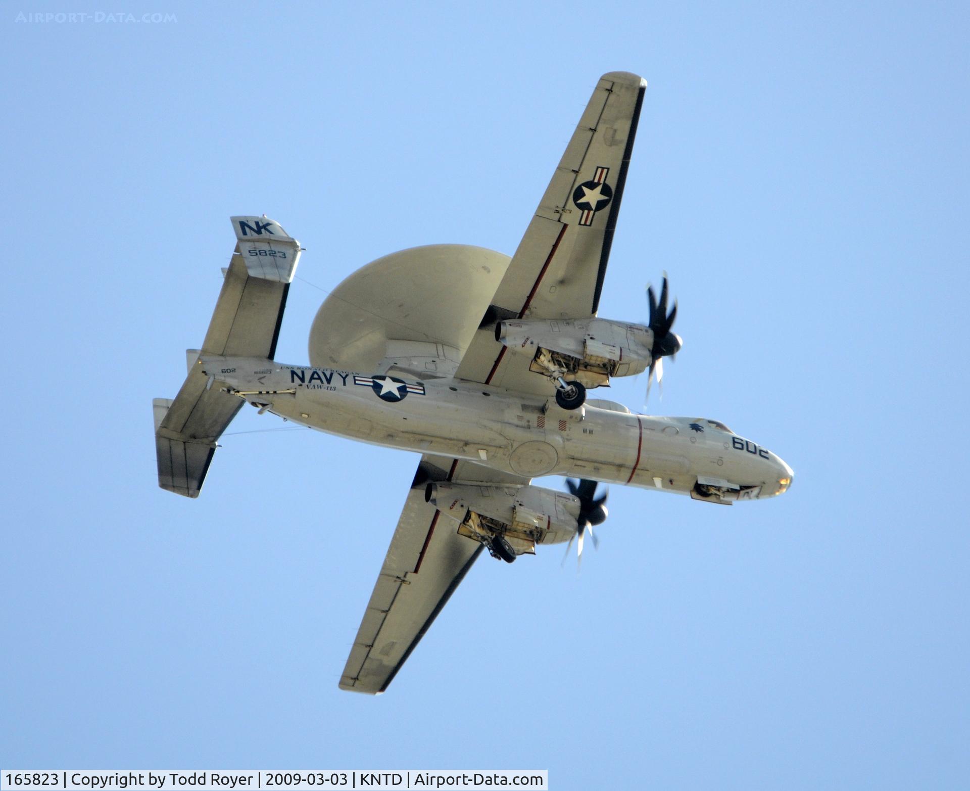 165823, Northrop Grumman E-2C Hawkeye C/N A194, From the backyard