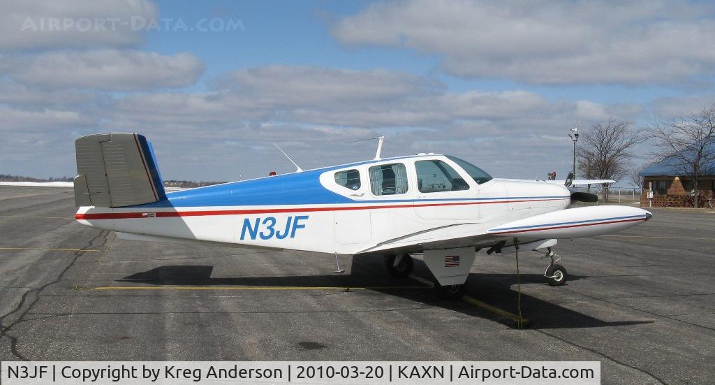 N3JF, 1958 Beech J35 Bonanza C/N D-5628, Beech J35 Bonanza on the ramp.