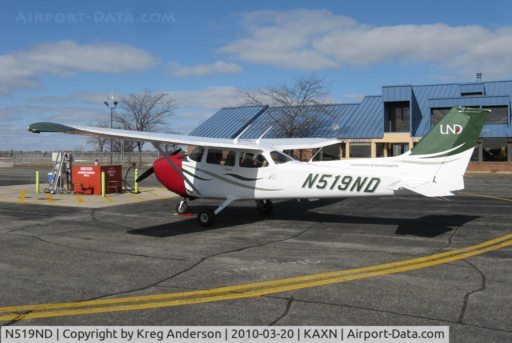 N519ND, 2008 Cessna 172S C/N 172S10810, University of North Dakota Cessna 172S Skyhawk on the ramp.