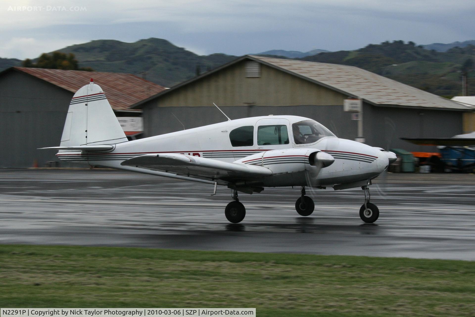 N2291P, 1957 Piper PA-23 Apache C/N 23-902, Note: Mains are off first