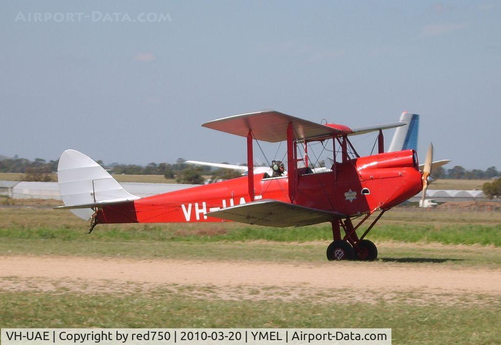 VH-UAE, 1925 De Havilland DH.60G Gipsy Moth C/N 192, De Havilland Gypsy Moth. Taken at Melton, Victoria, airfield, at the airshow commemorating the 100th anniversary of the first controlled powered flight in Australia on 18 March 1910 by Harry Houdini