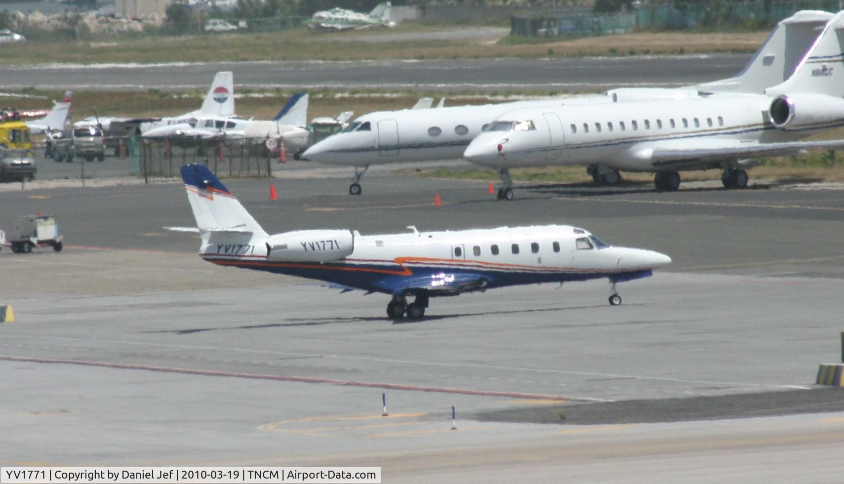YV1771, 1995 Israel Aircraft Industries IAI-1125A Astra SP C/N 077, YV1771 at the charlie ramp at TNCM