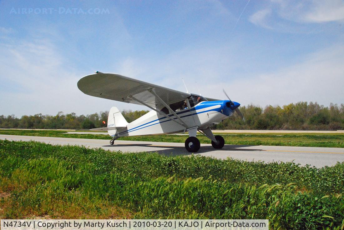 N4734V, 1950 Piper PA-20 Pacer C/N 20-297, Taxiing for departure Runway 25