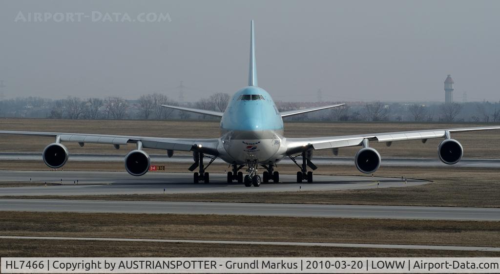 HL7466, 2001 Boeing 747-4B5F/SCD C/N 26413, Korean Air Cargo