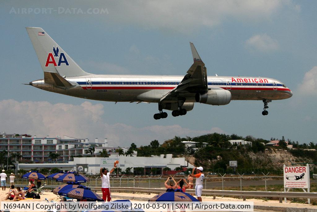 N694AN, 1994 Boeing 757-223 C/N 26974, visitor