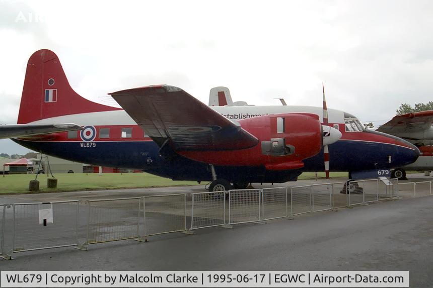 WL679, 1953 Vickers Varsity T.1 C/N Not found WL679, Vickers 668 Varsity T1 at The Aerospace Museum, RAF Cosford in 1995.