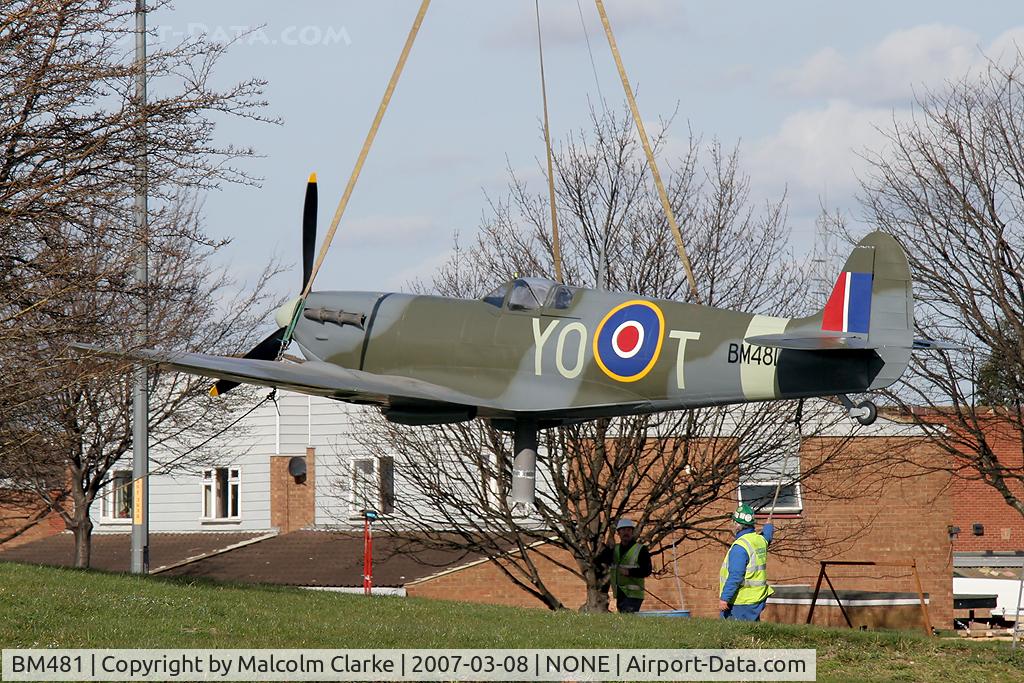 BM481, 2007 Supermarine 349 Spitfire F.V Replica C/N BAPC.301, Supermarine 349 Spitfire F5 (replica).  Erected on a roundabout in 2007 at the site of the former RAF Thornaby. The markings on the port side commemorate 401 Sqn, RCAF. Those on the starboard side, PK651, code B-RAO, commemorate 608 Sqn, RAuxAF.