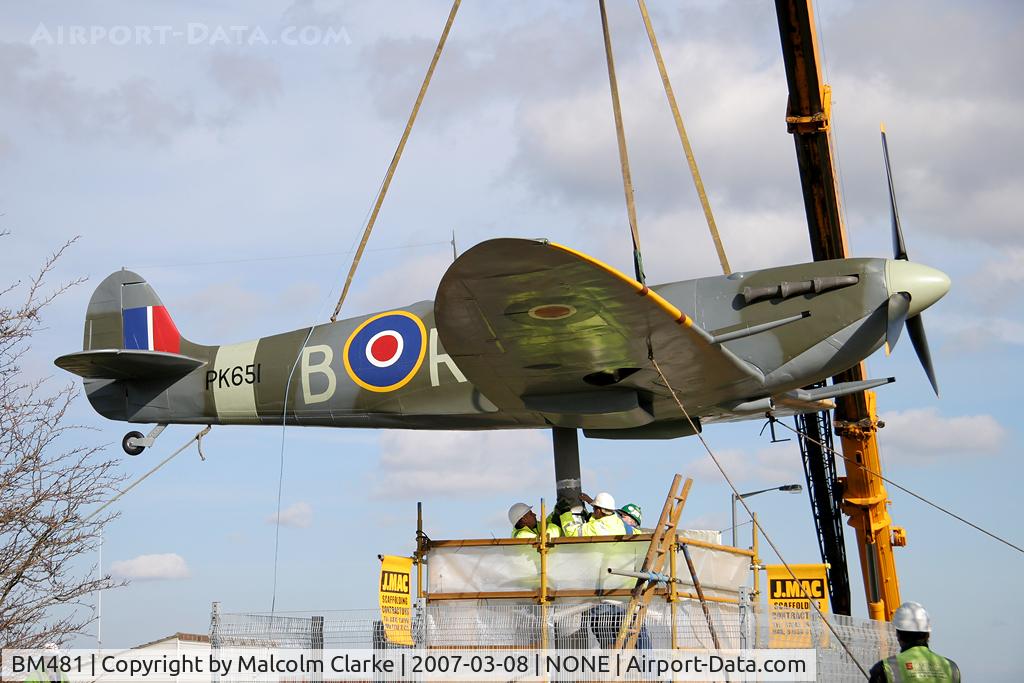 BM481, 2007 Supermarine 349 Spitfire F.V Replica C/N BAPC.301, Supermarine 349 Spitfire F5 (replica). Erected on a roundabout in 2007 at the site of the former RAF Thornaby. The markings on the port side commemorate 401 Sqn, RCAF. Those on the starboard side, PK651, code B-RAO, commemorate 608 Sqn, RAuxAF.