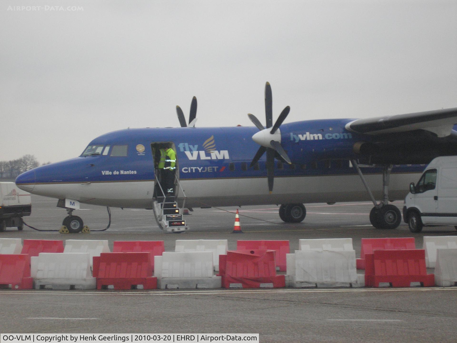 OO-VLM, 1988 Fokker 50 C/N 20135, Logo VLM - CitJet