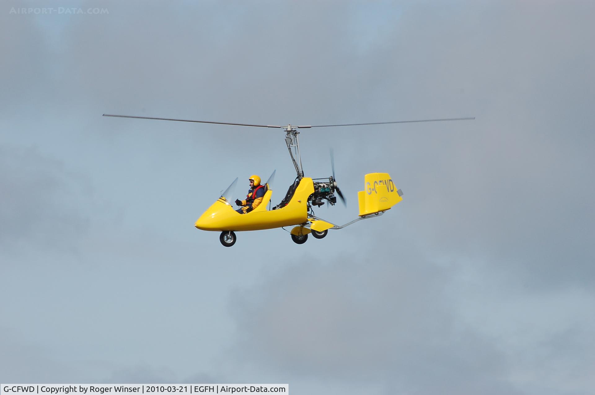G-CFWD, 2009 Rotorsport UK MTOsport C/N RSUK/MTOS/006, Returning to base