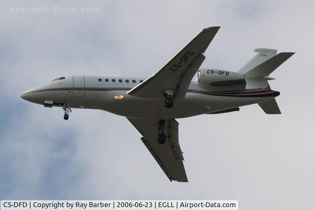 CS-DFD, 2001 Dassault Falcon 2000 C/N 174, Dassault Falcon 2000 [174] Home~G 23/06/2006. Taken on approach 3 miles out 27R London Heathrow Airport.