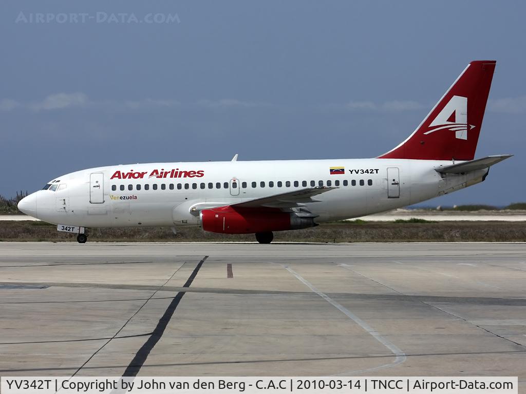 YV342T, 1984 Boeing 737-232 C/N 23090, Avior Airlines B 737-2H4Adv  YV342T  (23090/1020) @ TNCC / CUR
