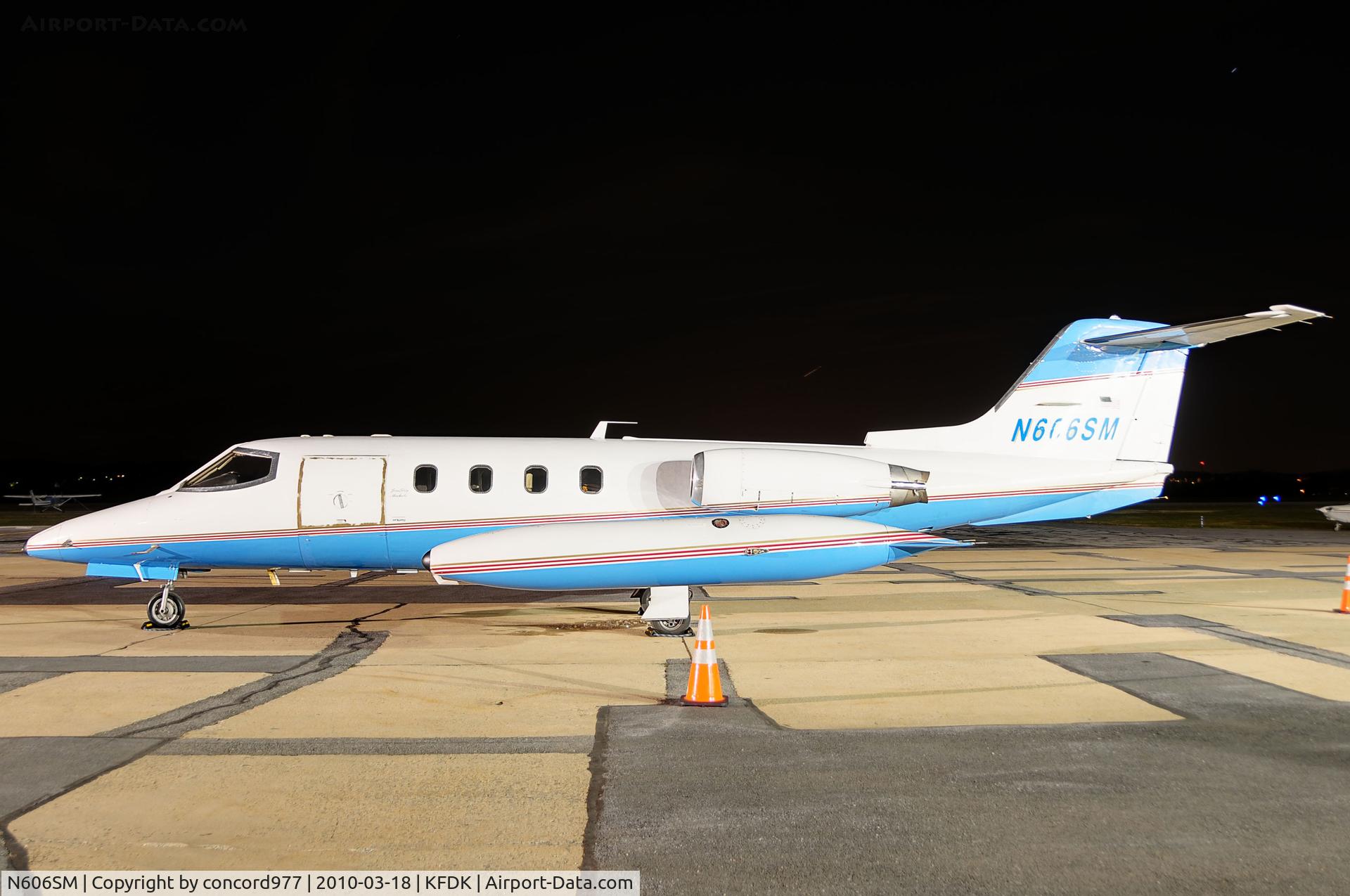 N606SM, 1974 Gates Learjet 25B C/N 185, Seen at KFDK 0n 3/18/2010.