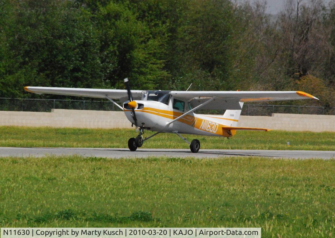 N11630, 1974 Cessna 150L C/N 15075584, Landing flare Runway 25