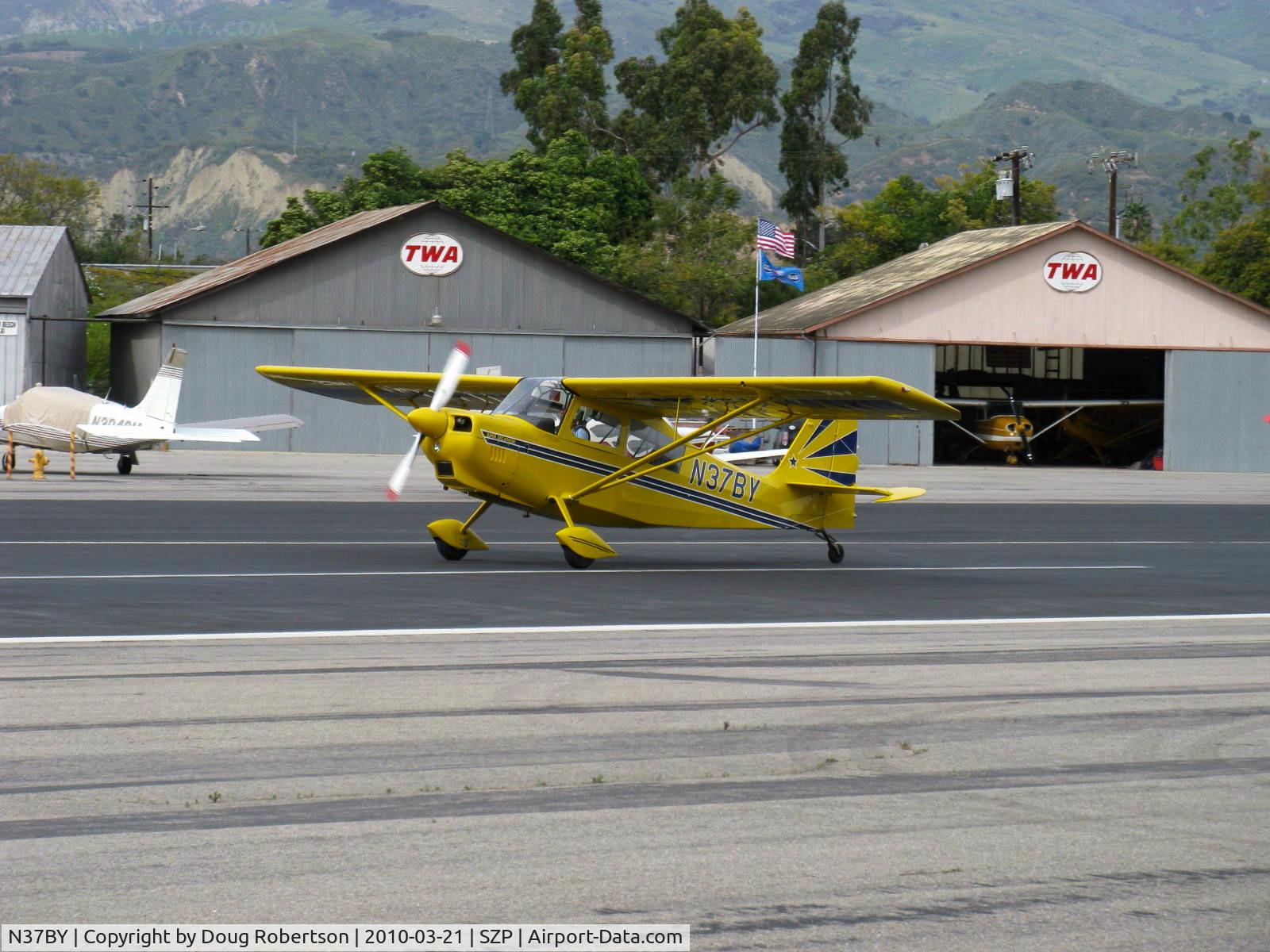 N37BY, 2004 American Champion 8KCAB Super Decathlon C/N 951-2004, 2004 American Champion 8KCAB SUPER DECATHLON, Lycoming AEIO-360 180 Hp, takeoff roll Rwy 22