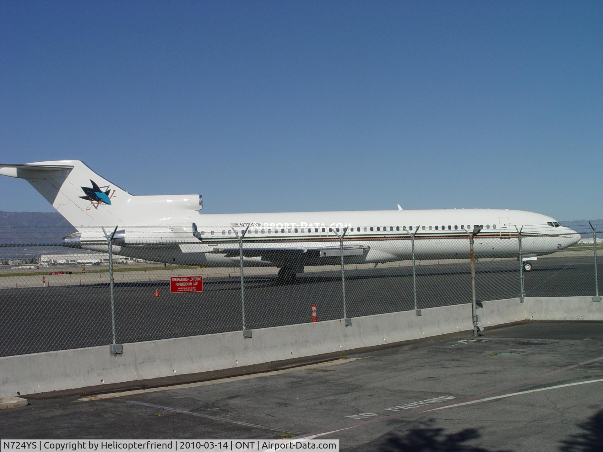 N724YS, 1978 Boeing 727-281 (Adv) C/N 21474, San Jose Sharks plane at Atlantic Executive terminal at Ontario