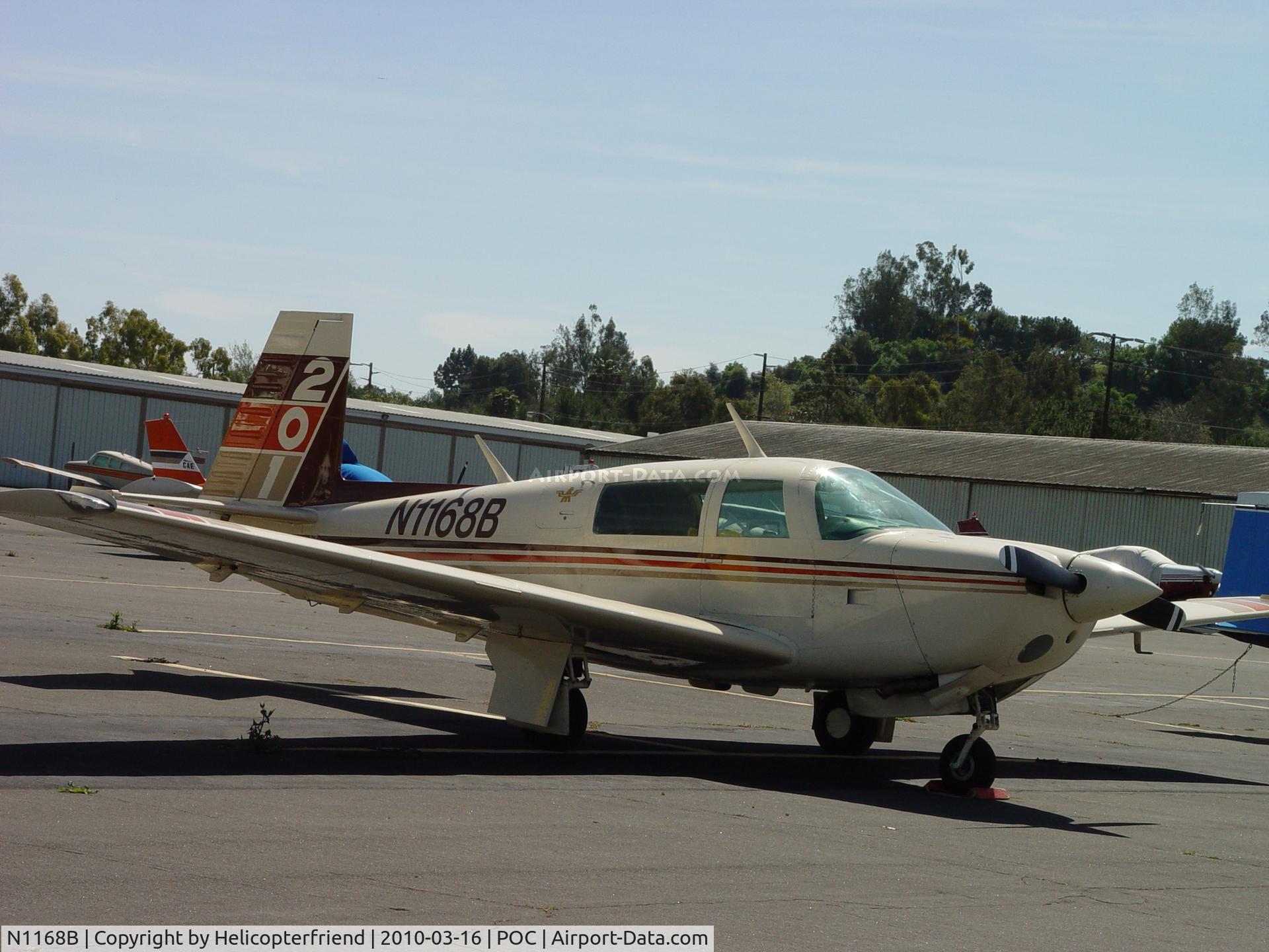N1168B, 1982 Mooney M20J 201 C/N 24-1303, Parked near Nostalia Air (NA1)