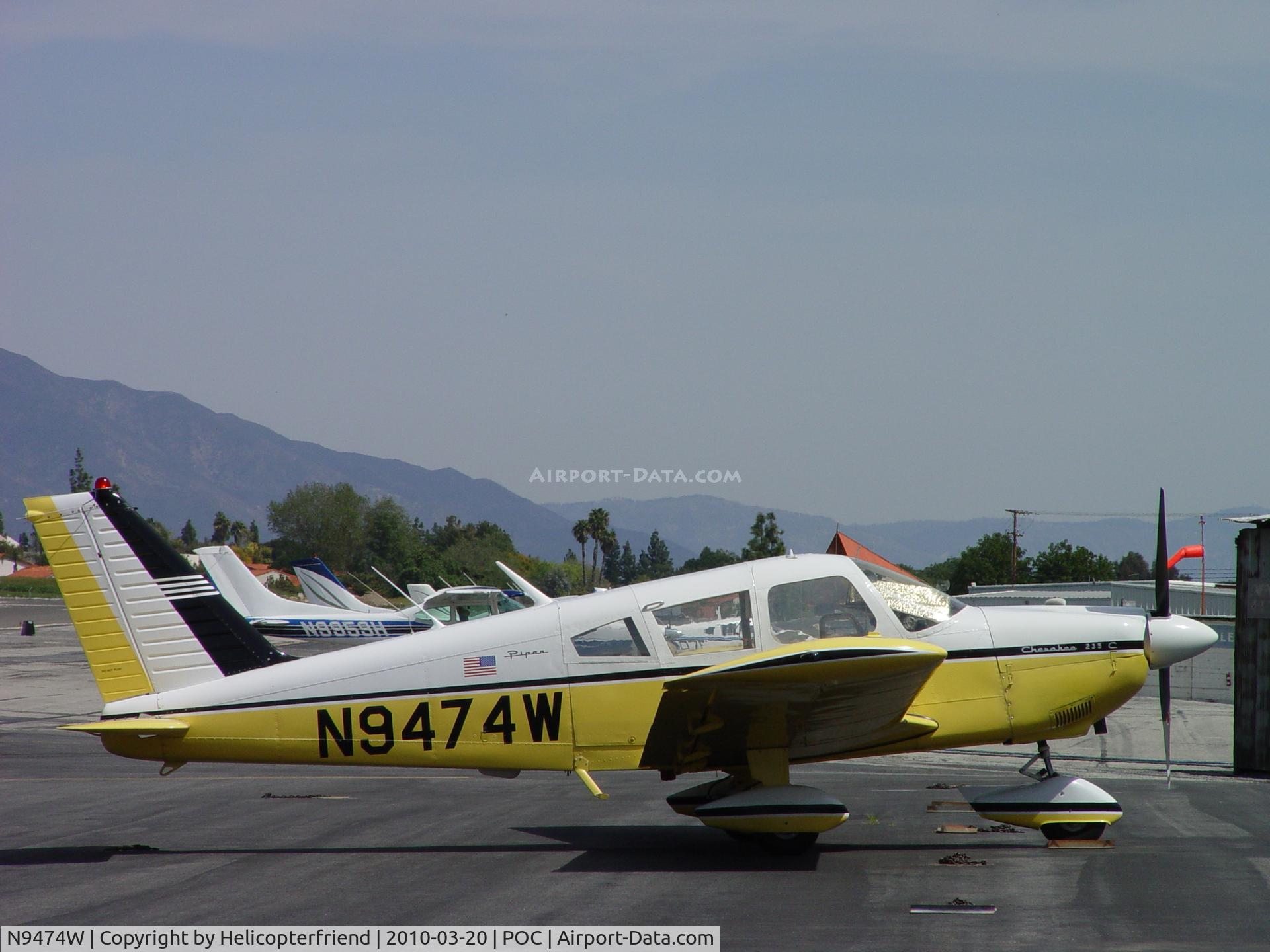 N9474W, 1968 Piper PA-28-235 C/N 28-11204, Parked at Brackett