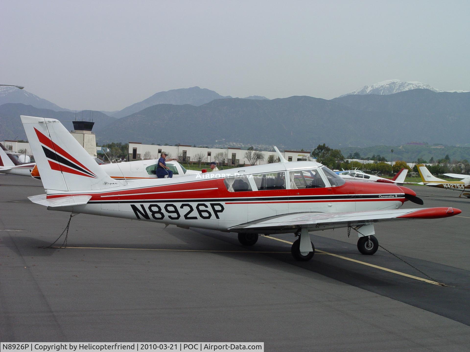 N8926P, Piper PA-24-260 Comanche C/N 24-4382, Parked at Brackett
